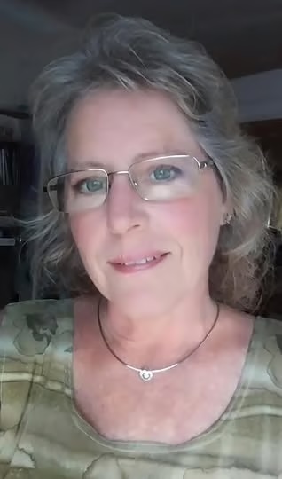 Lorna, Wellbeing Coach from E3 For Everyone